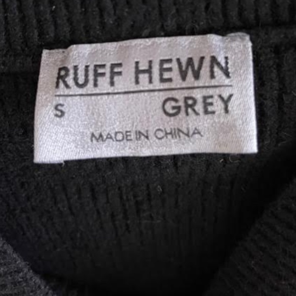 Ruff Hewn Sweater with cut-out sleeves - Picture 5 of 5